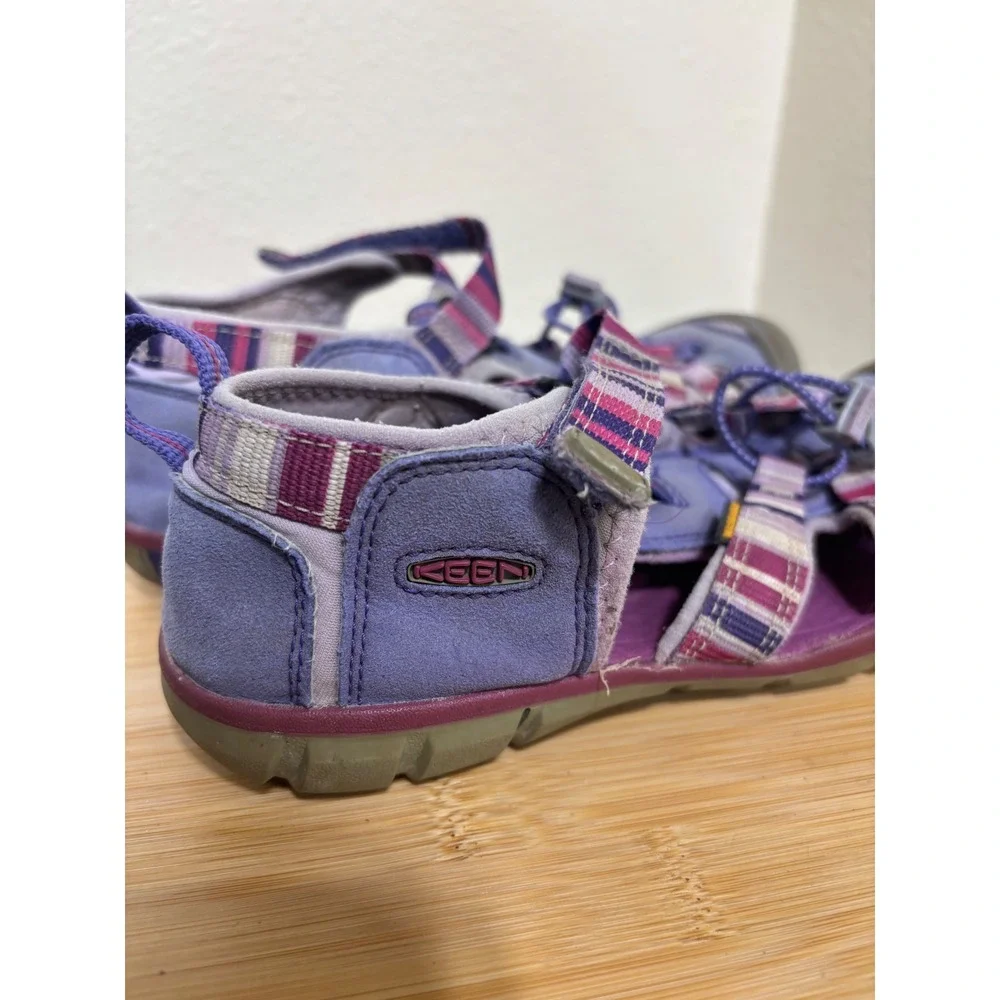 Keen Seacamp II CNX Raya Sandals Kids Size 4 Purple Striped Water Shoes Hiking